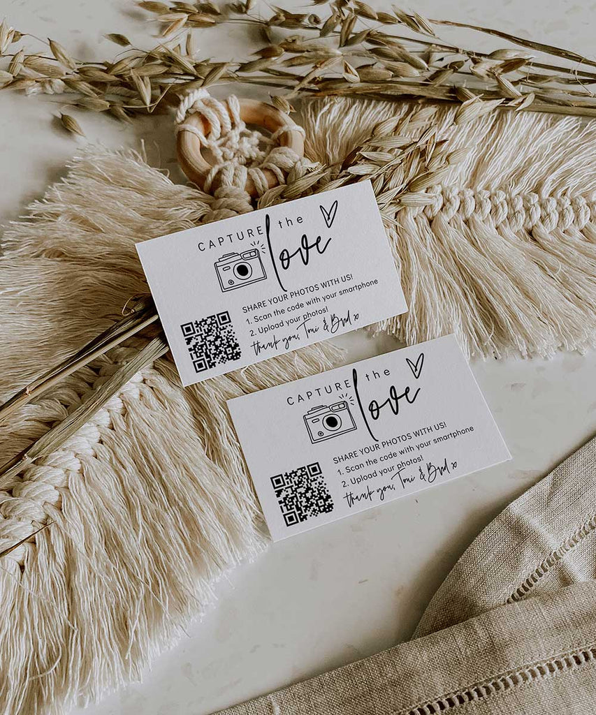 Cards with Capture the Love QR code sign